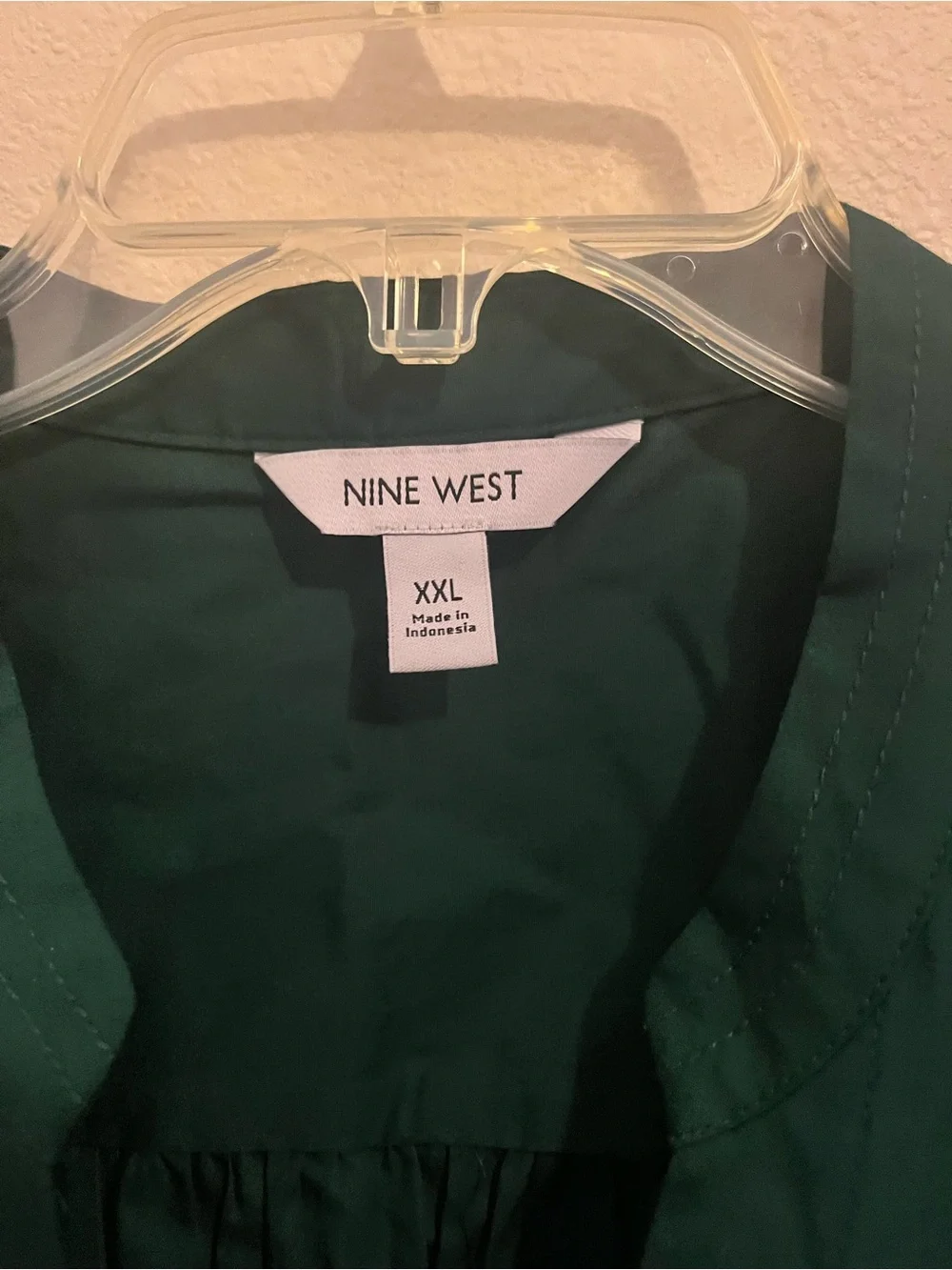 Nine West Deep Green Button-Front Puff Sleeve Blouse - Picture 3 of 5